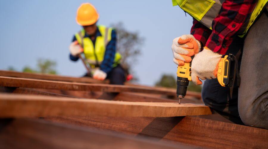 Professional gutter cleaning in Nickerson, KS